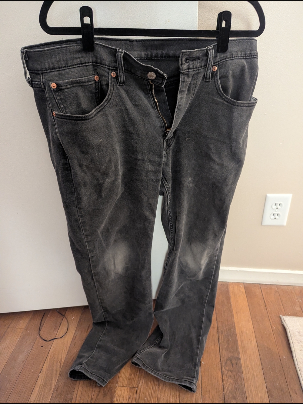 Mens 34 X 30 Levis Jeans Black